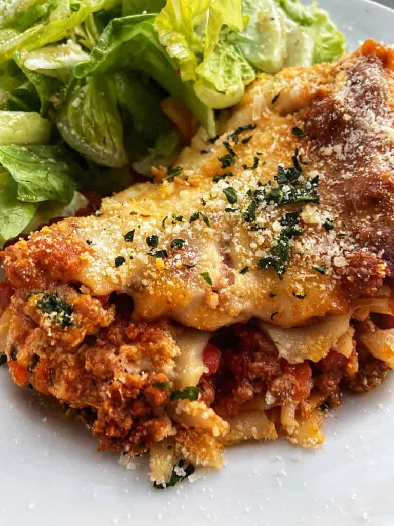 Lazy slow cooker lasagna 