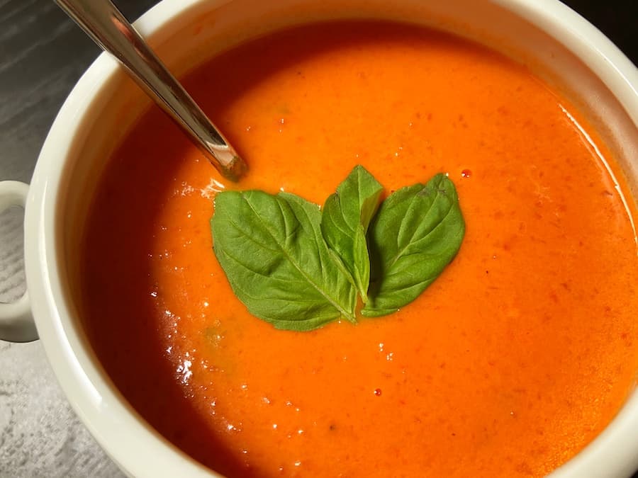 Slow Cooker Creamy Tomato Soup