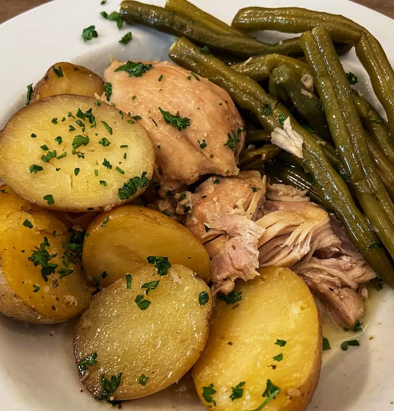 Crockpot Chicken, Sweet Potatoes, & Green Beans Recipe - Moms with Crockpots