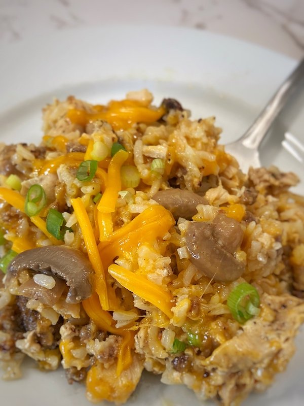 Easy Crockpot Chicken and Rice Casserole 