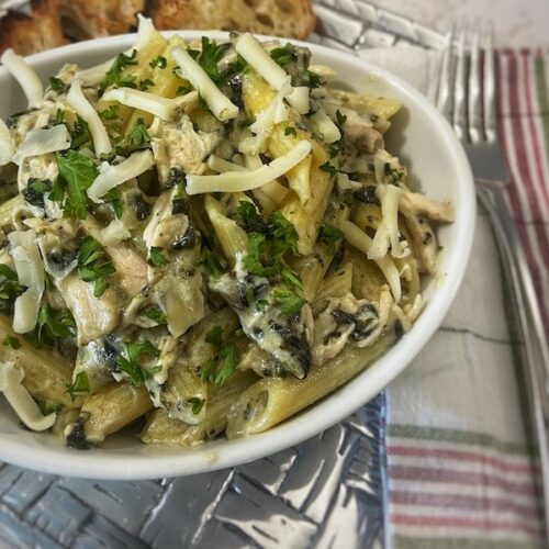 CROCK POT CREAMY CHICKEN PASTA