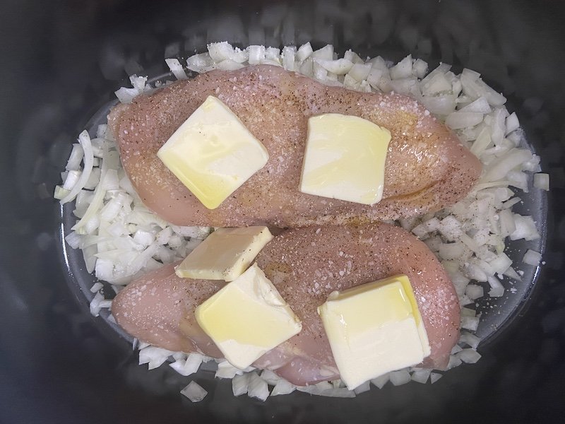 CROCK POT CREAMY CHICKEN PASTA