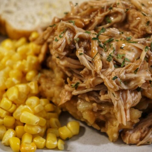 Crock pot chicken and gravy over mashed potatoes