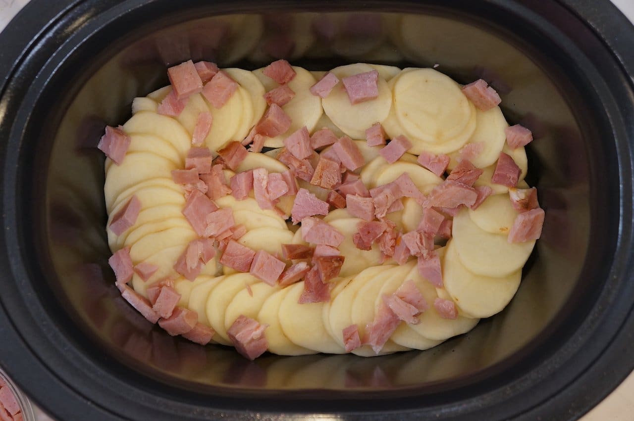 Easy Crockpot Scalloped Potatoes and Ham GF Crock Pots and Flip Flops