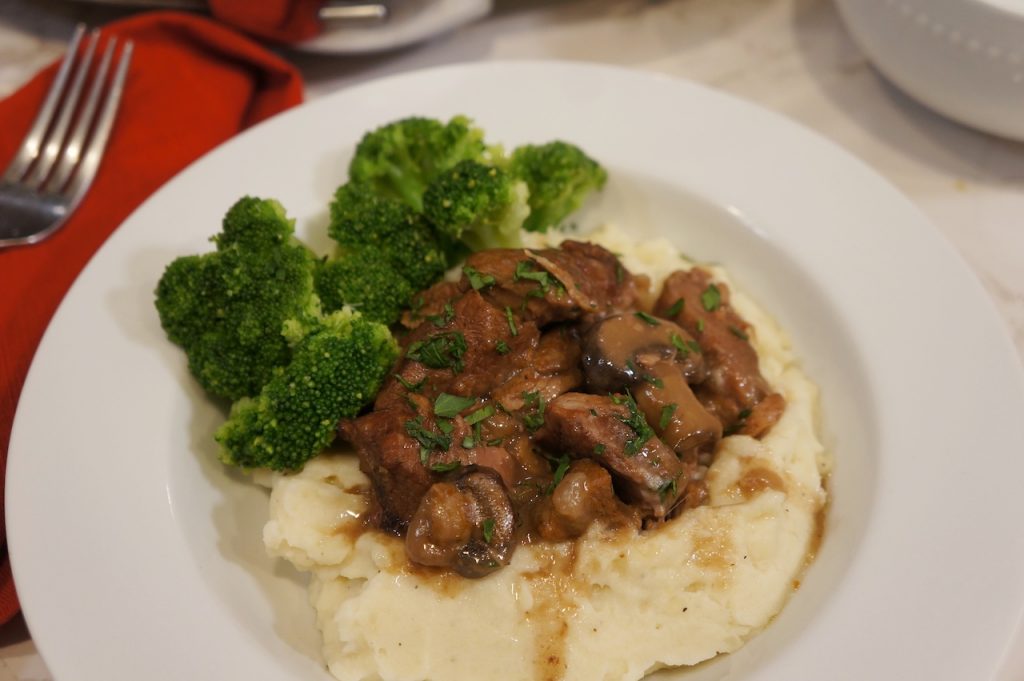 Slow Cooker Beef Tips with Mushrooms