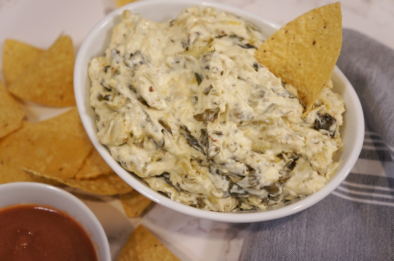 Slow Cooker Spinach and Artichoke Dip - Slow Cooker Gourmet