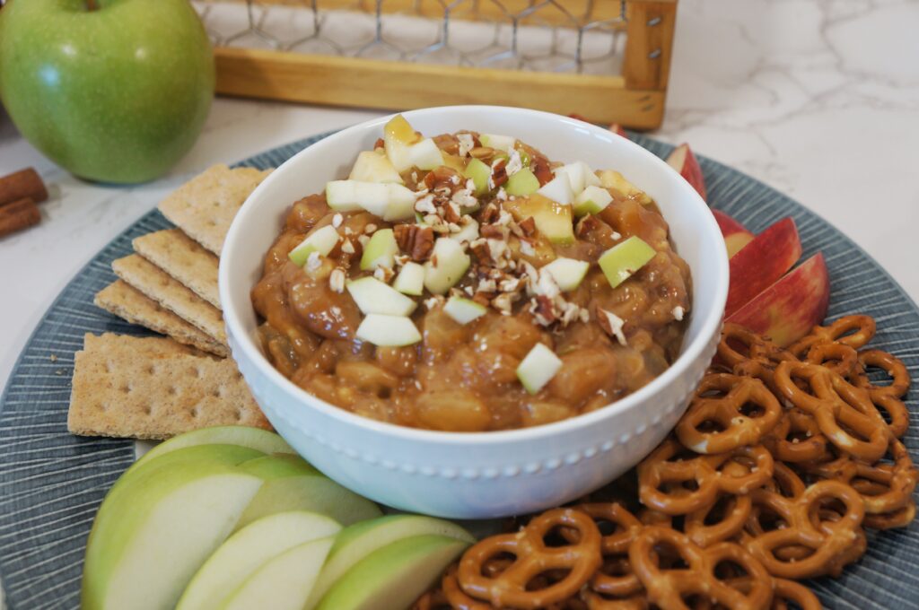 Caramel Apple Cheesecake Dip