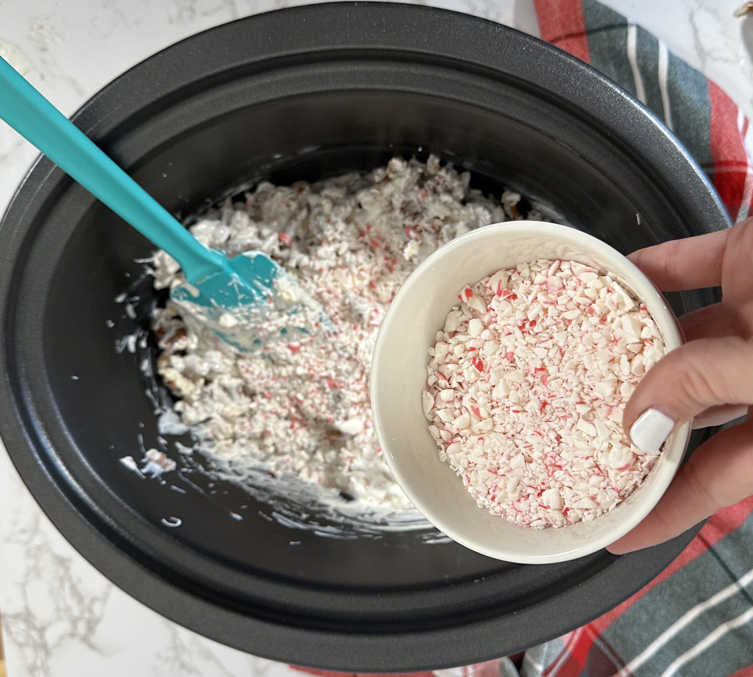 Crock Pot Christmas Crack (Super Easy 5 Ingredient Christmas Candy!)