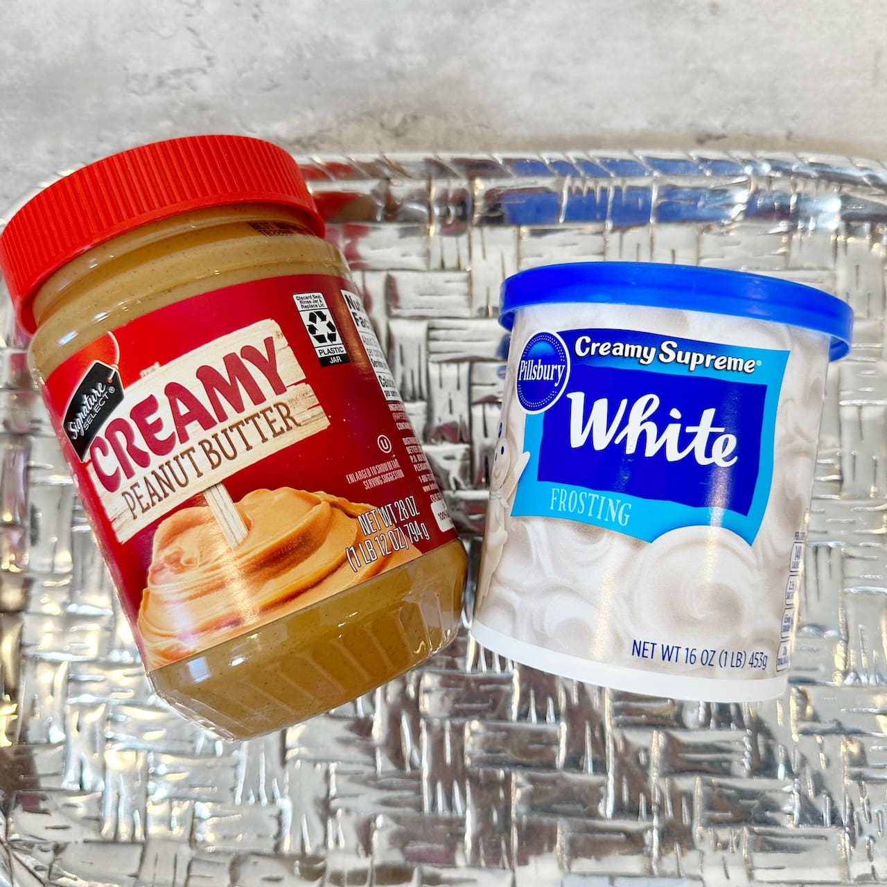 Picture of peanut butter and white frosting