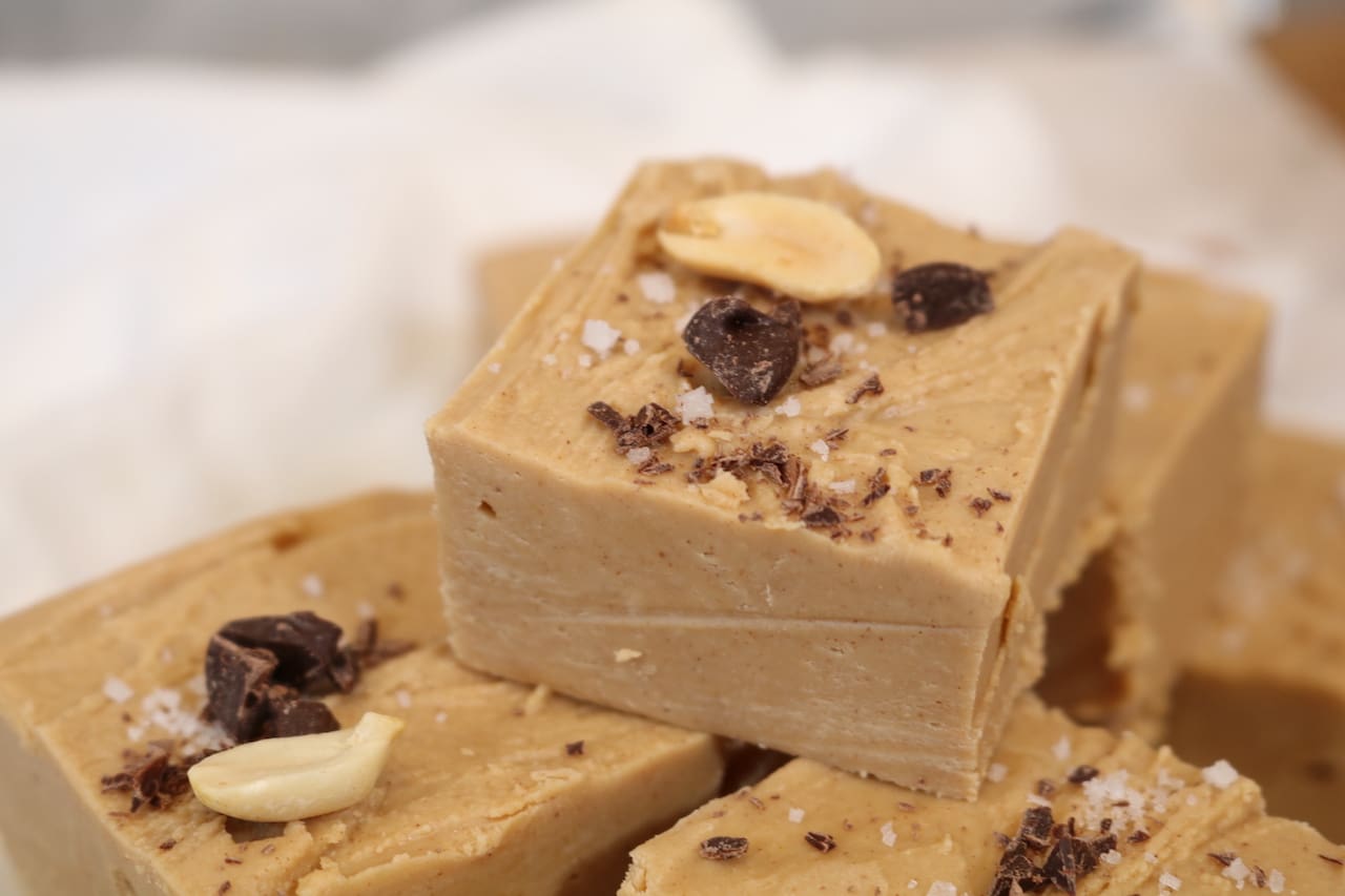 2 Ingredient Peanut Butter Fudge