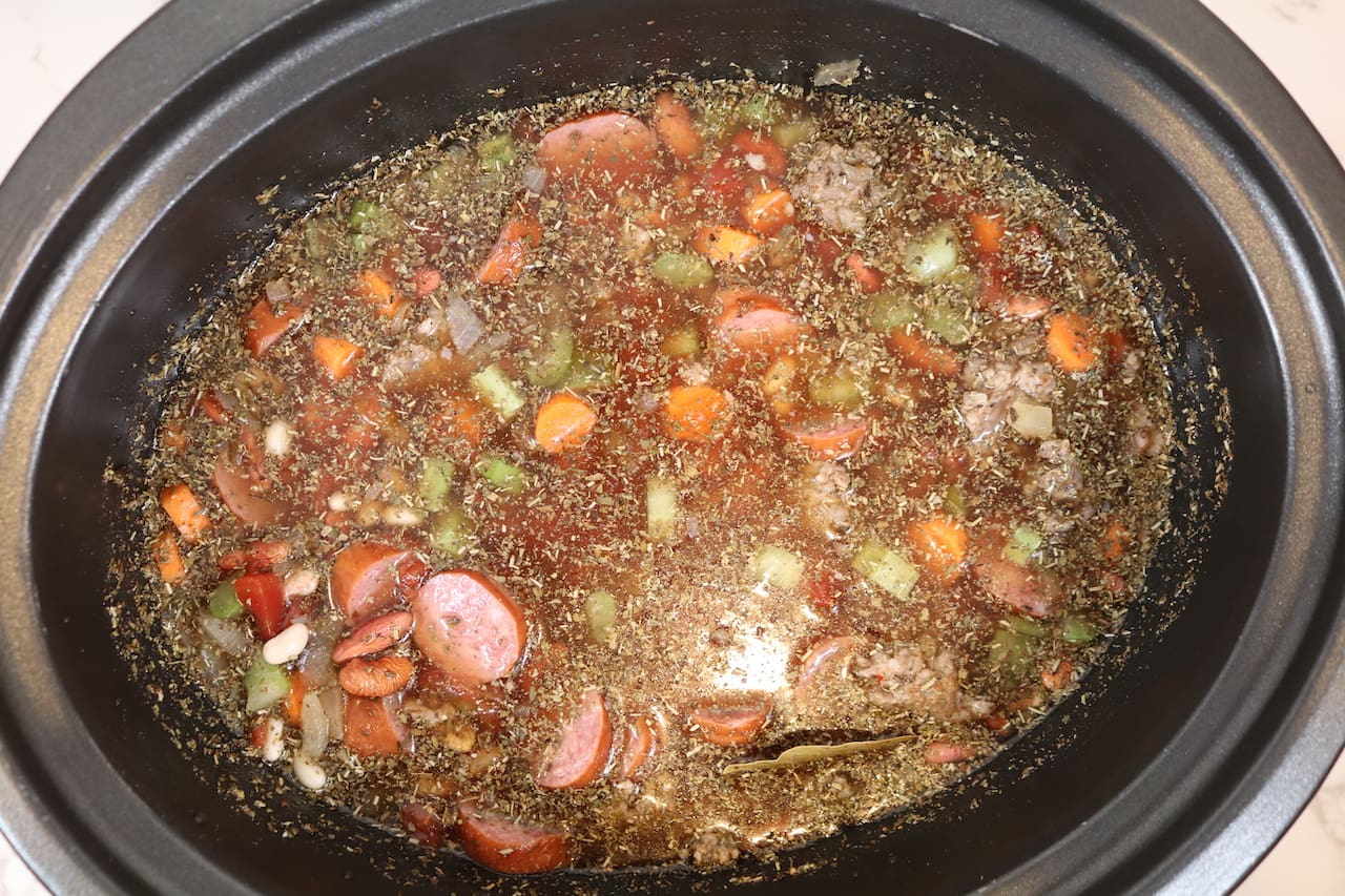 Crockpot Bean Soup - Easy & Delicious (Video)