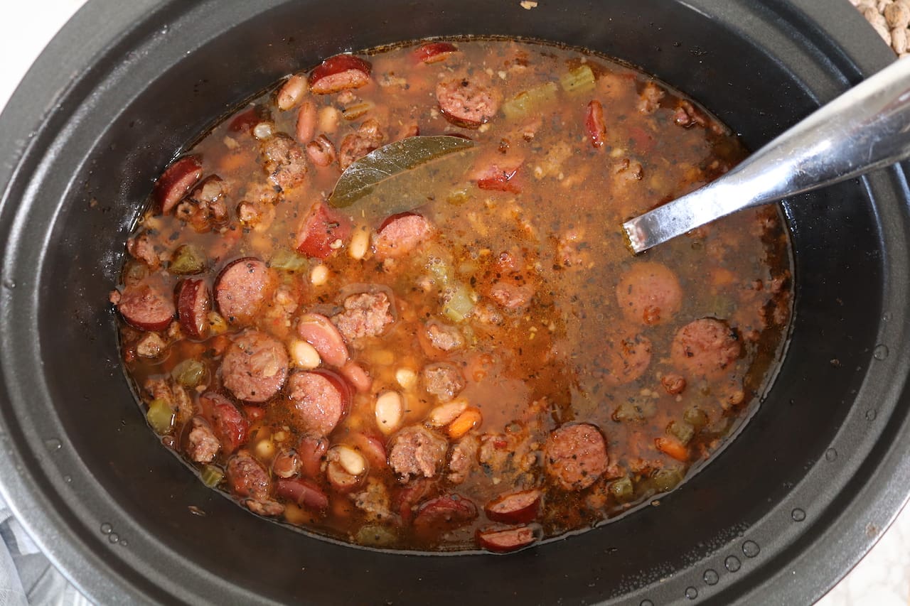 Crockpot Bean Soup - Easy & Delicious (Video)