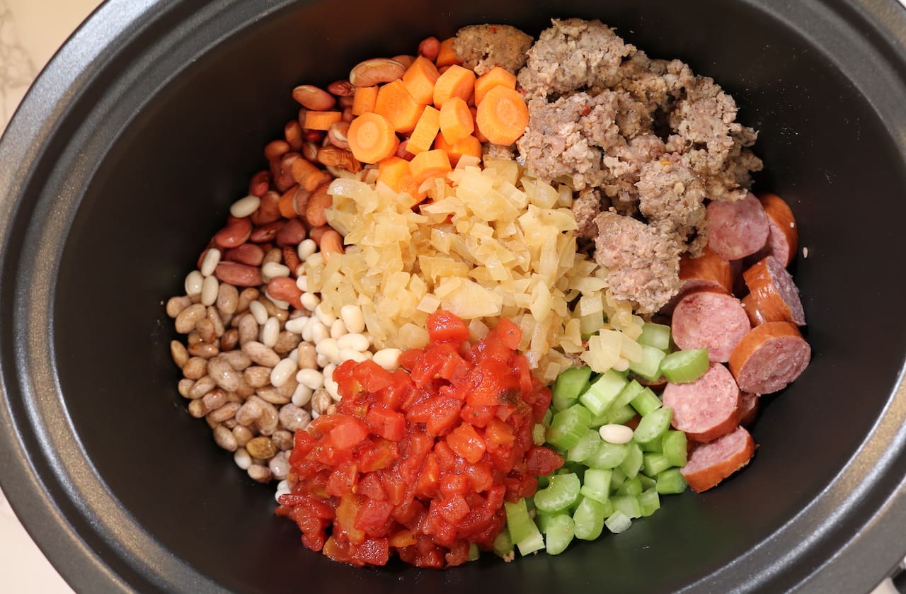 Crockpot Bean Soup - Easy & Delicious (Video)