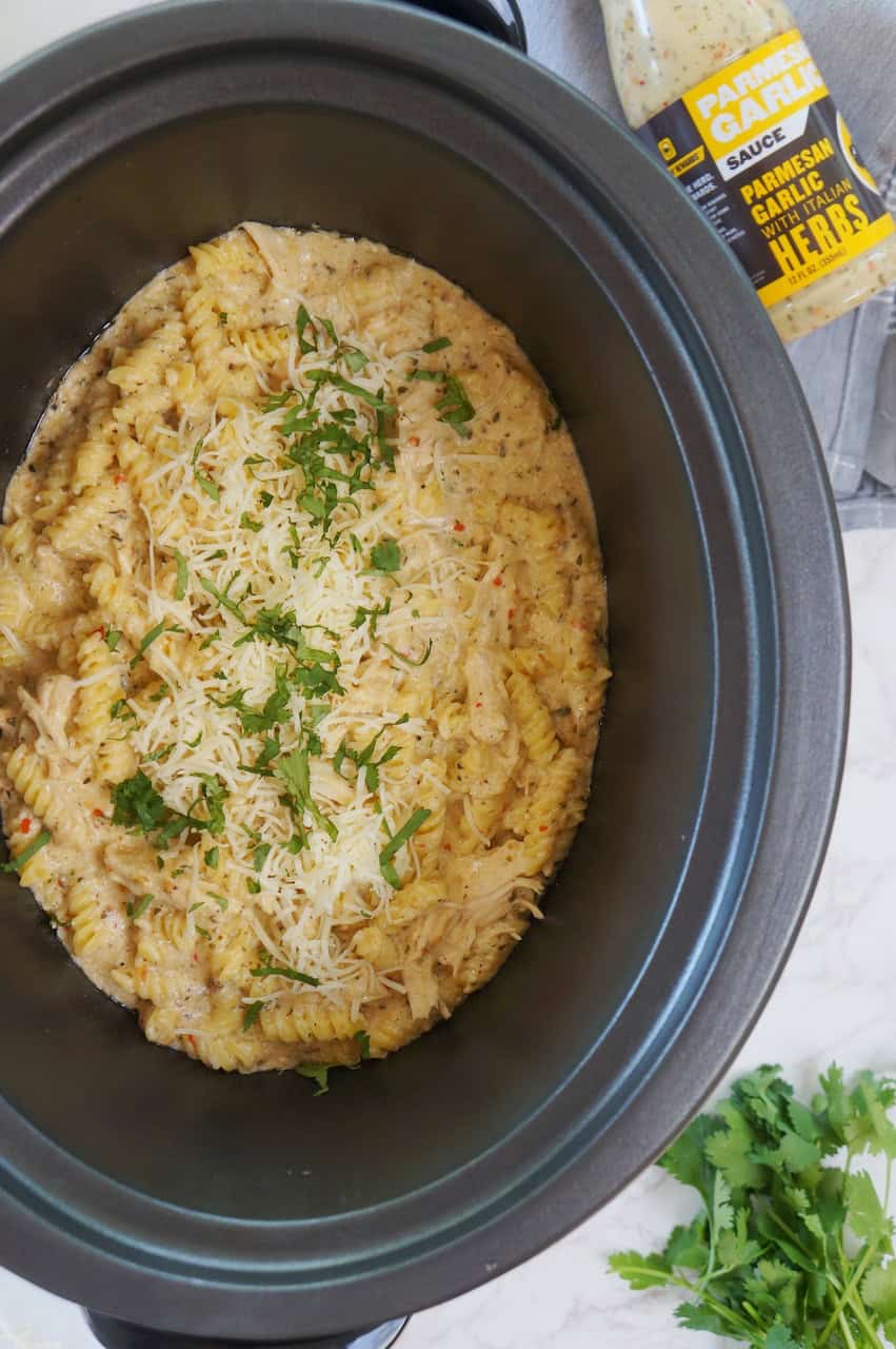 Buffalo wild wings garlic parmesan pasta in the crockpot