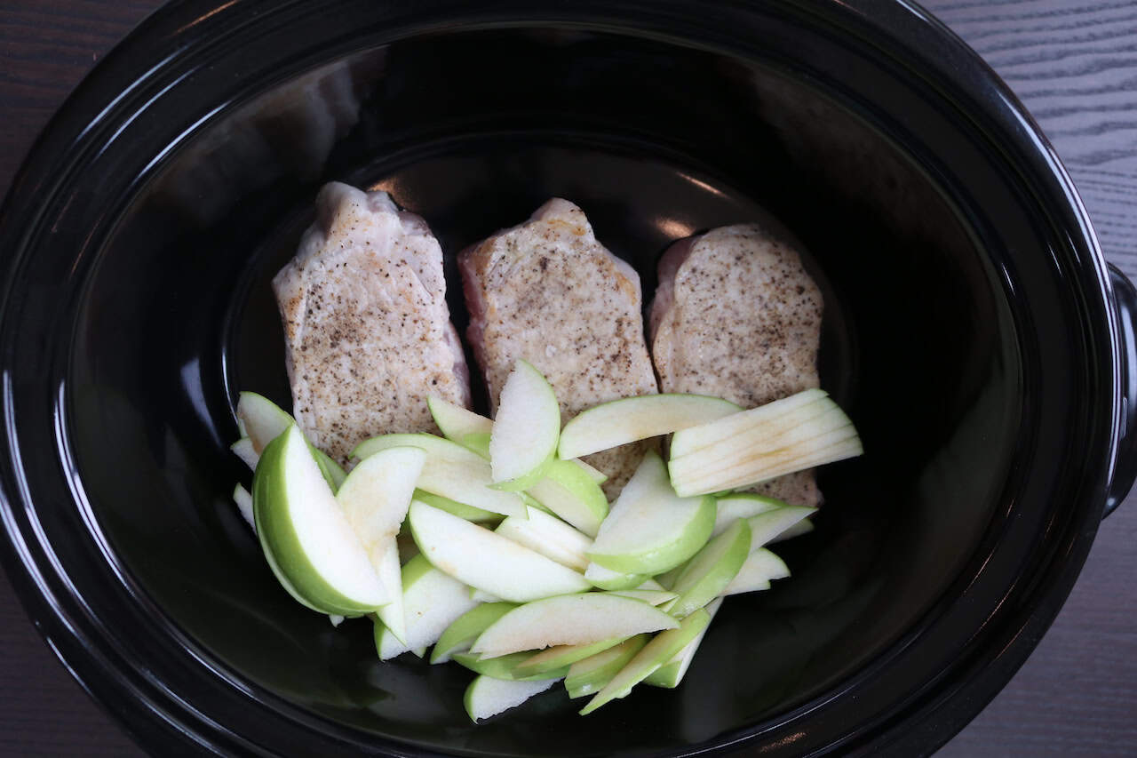 Pork Chops with sliced apples in crockpot