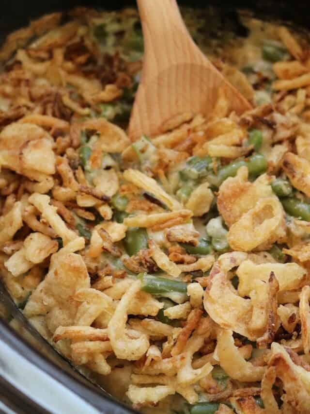 Best Cheesy Green Bean Casserole Recipe (Crockpot)